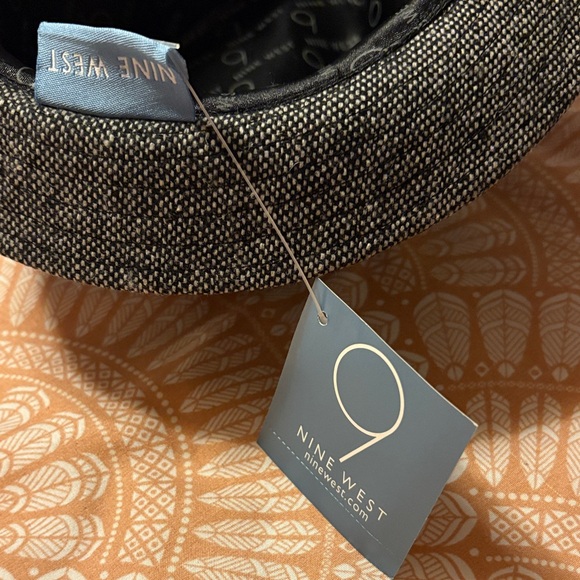 Nine West Stylish Gray Fedora Hat - Picture 3 of 5